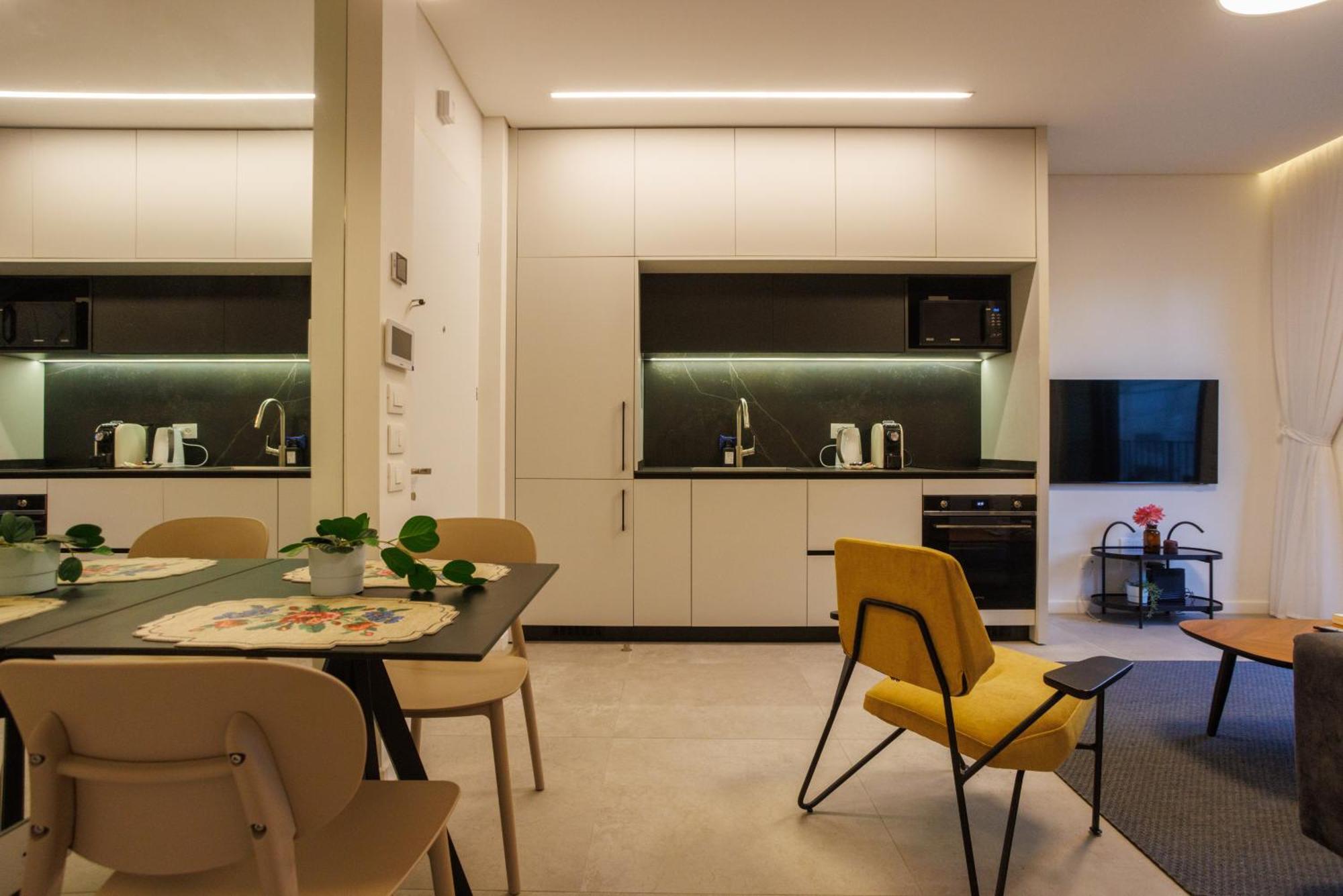 Herzl Luxury Hotel By Nimizz Tel Aviv Exterior foto